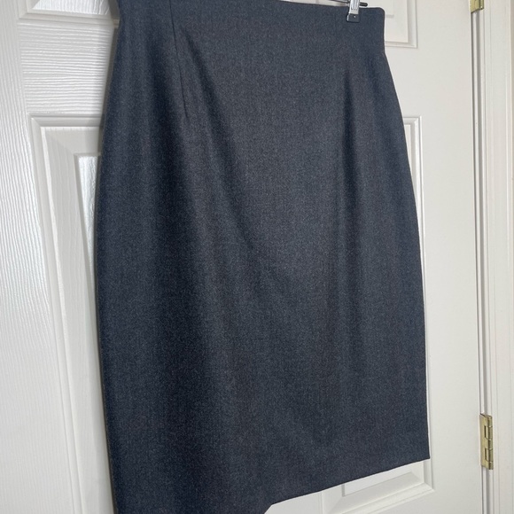 Burberry’s of London Vintage charcoal grey wool pencil skirt 10 - Picture 2 of 8